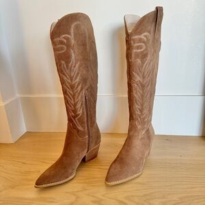 Vici Collection Western Boots. NBW